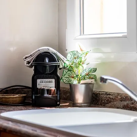 Travel Habitat Jardines De Viveros Valencia