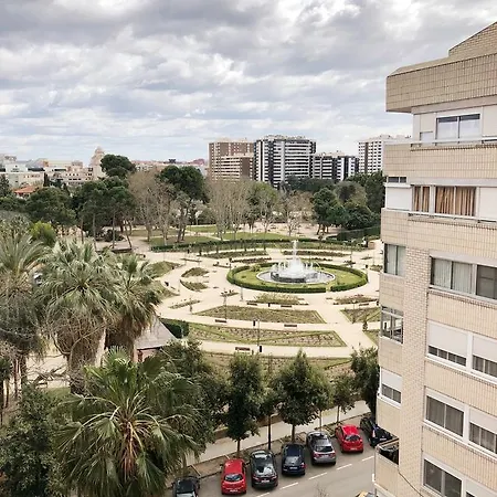 Apartamento Rosaleda * Валенсия