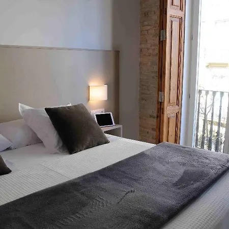 Hotel Mon San Martin Valenza