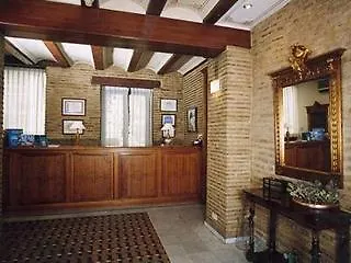 Ad Hoc Monumental 1881 Hotel
