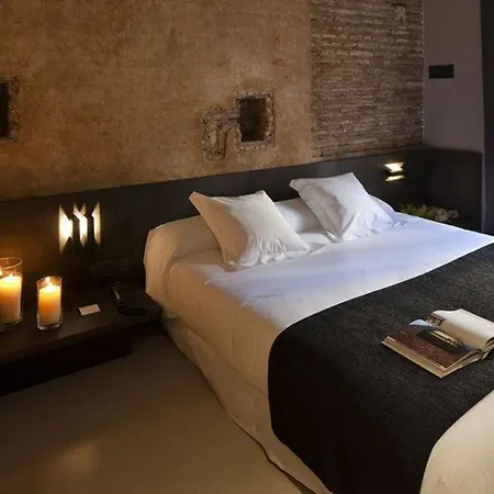 Caro Hotel