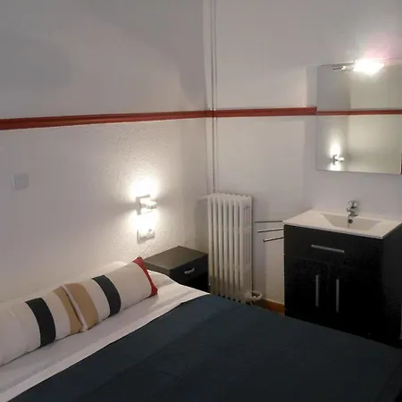 Alicante By Moontels בית הארחה *