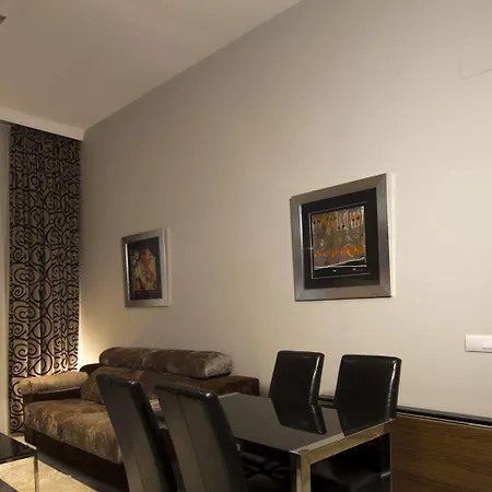 Citizentral Juristas Apartman