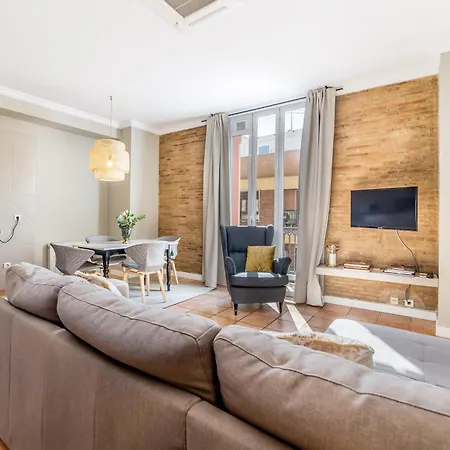 Palacio De Rojas By Moontels Daire *