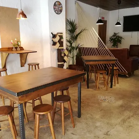מלון דירות Buho House