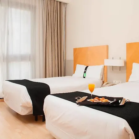 Alameda Plaza 4* Валенсия