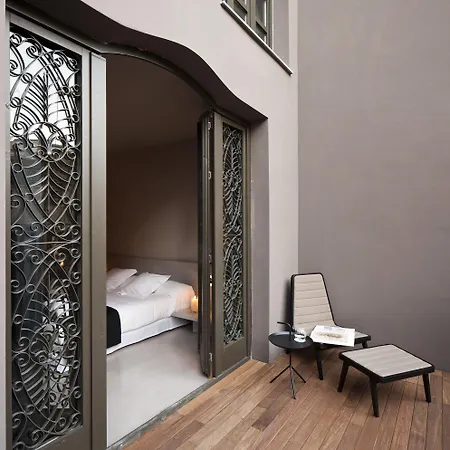 Caro Hotel 5*