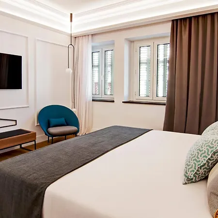 One Shot Reina Victoria Otel Valensiya