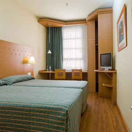 Szálloda Nh Ciencias 3*