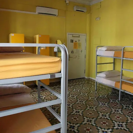 Hostel Red Nest Walencja