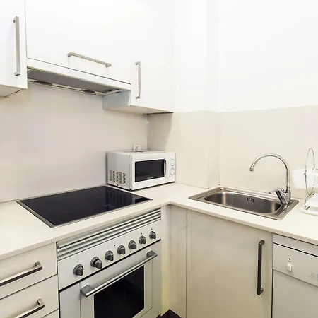 Total Vitoria Apartman *