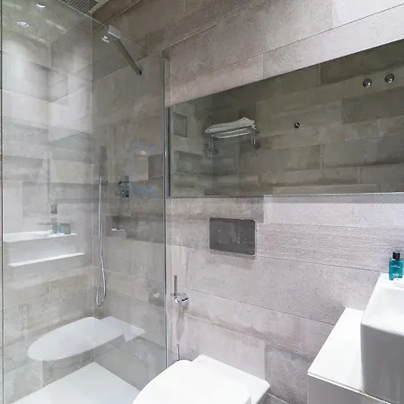 Hotel The Valentia Cabillers 4*