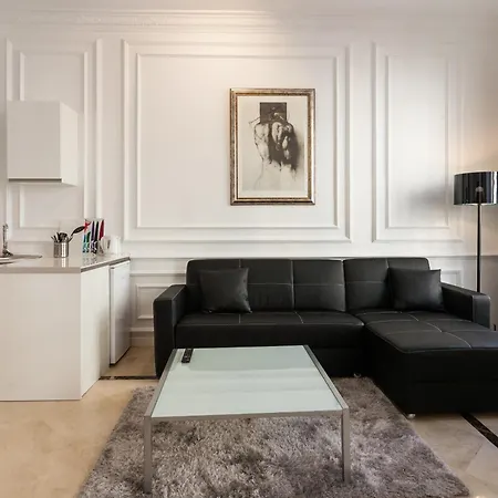 Baron Reina Apartment Valencia
