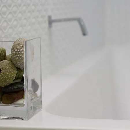 Total Elegance * Valencia