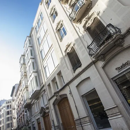 Singularstays Mar44 Apartman *