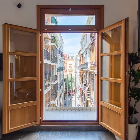 Bubuflats / Mercat Apartament Walencja