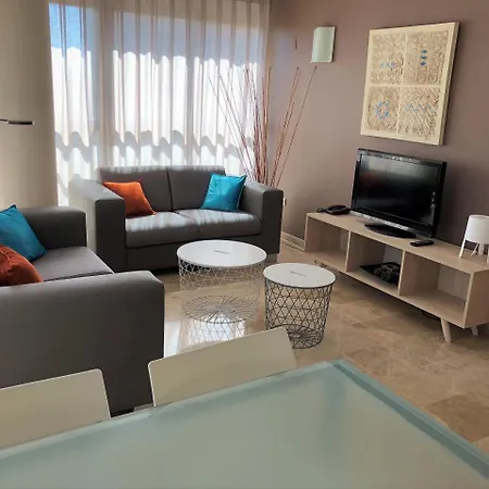 Plaza Picasso شقة