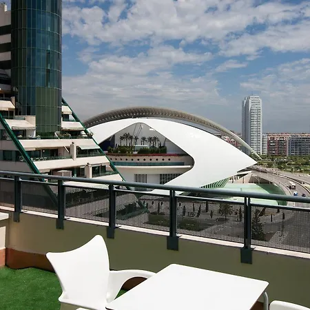 Hotel Nh Artes 4*