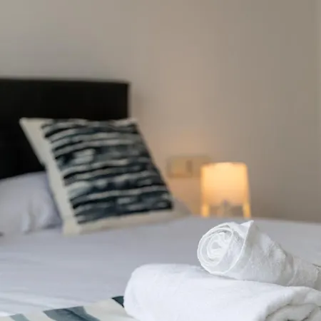Mercado Central Rooms & Breakfast شقة