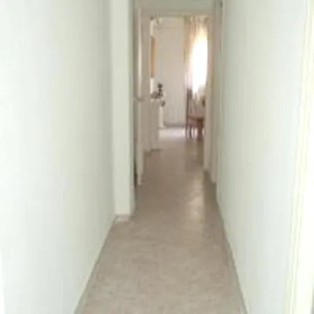 With 2 Bedrooms In Valencia, With Wifi - 5 Km From The Beach *