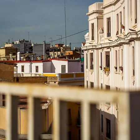 לינה וארוחת בוקר Apartment Valencia 2*