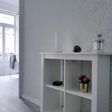 Apartment Pintor Salvador Abril Valencia