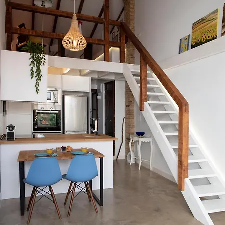 Апартаменты Florit Flats - Charming With Interior Terrace In Cabanyal Near The Beach Валенсия