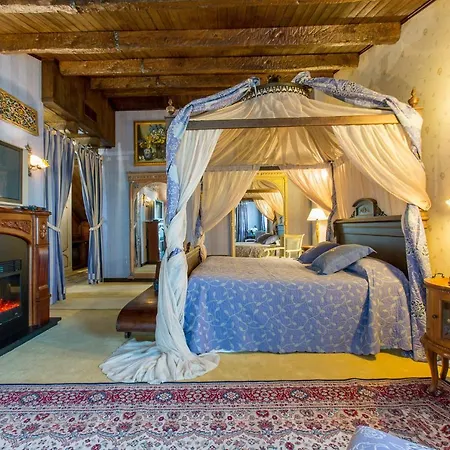 Hotel Masia De Lacy 4*