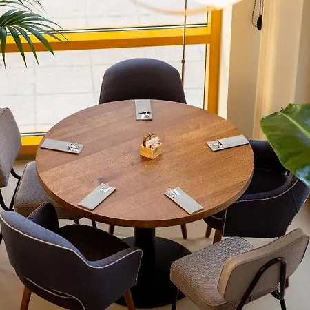 Ramirez Flats Apart Otel 4*