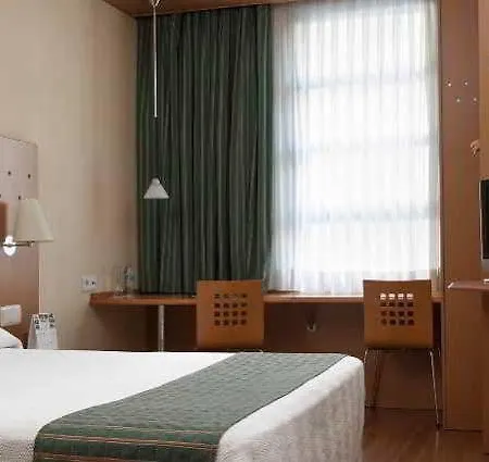 Szálloda Nh Ciencias 3*