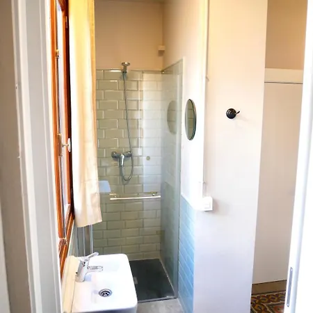 Bed & Breakfast Bird House