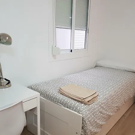 Peris Brell Apartment *