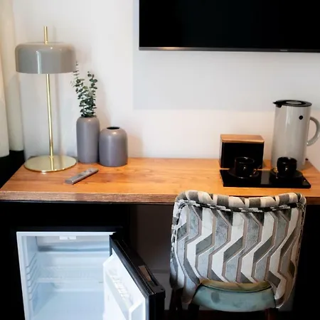 Mate Cosmo - Centre, 瓦伦西亚