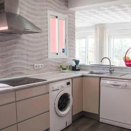 شقة Apartmentsuitespain Atic Panoramic *