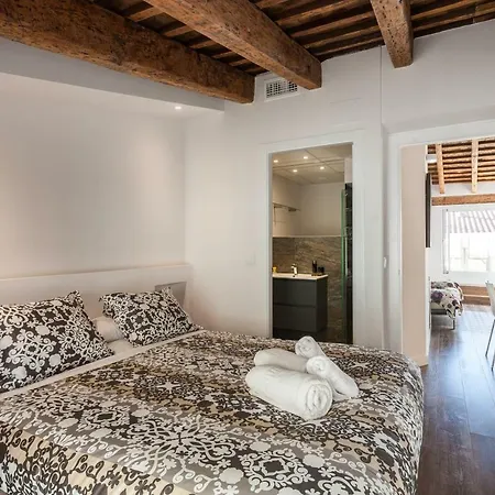Florit Flats - Center 2br 2ba Attic Terrace View Wifi Ac Apartment