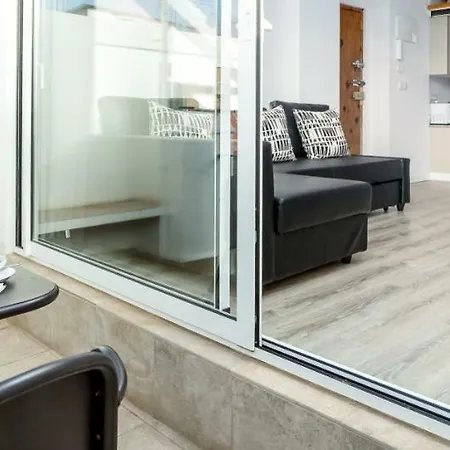 Cathedral Attic 2Br 2Bth Terrace View Wifi Ac Apartman *