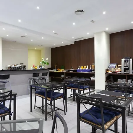 Olympia Universidades Hotell