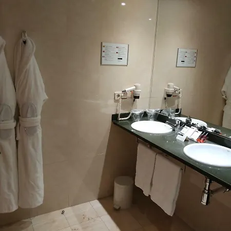 Rh Sorolla Centro 3* فالنسيا