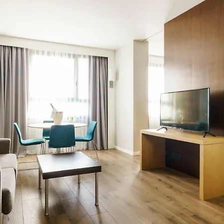 Ilunion 4 Hotel