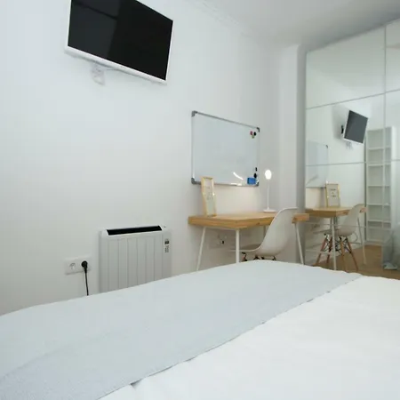 Md Poeta Andres Cabrelles Appartement Valence
