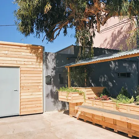 ゲストハウス Mom La Punta