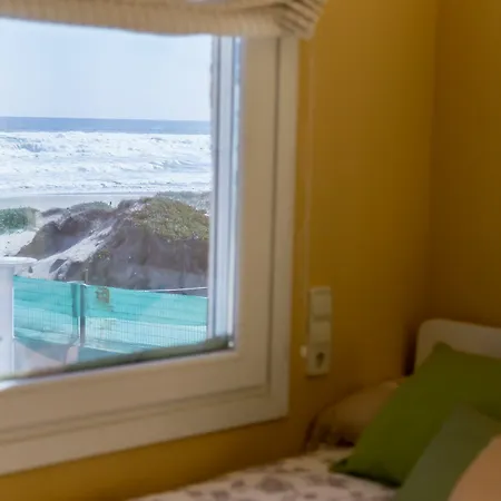 Travel Habitat Casa Perellonet בית נופש *