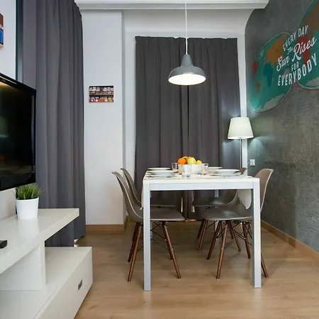 Anderson Flats Apartment