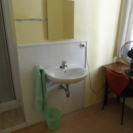 בית הארחה Moratin ולנסיה