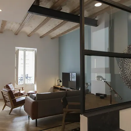 Chic And In Lively But Quiet Area * Валенсия
