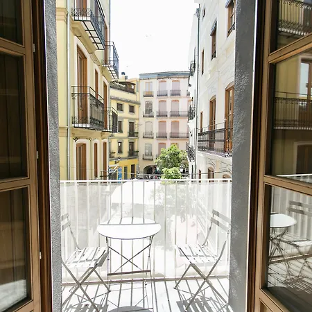 Bubuflats / Mercat * ולנסיה