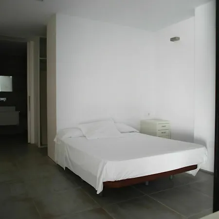 Nwt Monserrat Apartment Valencia