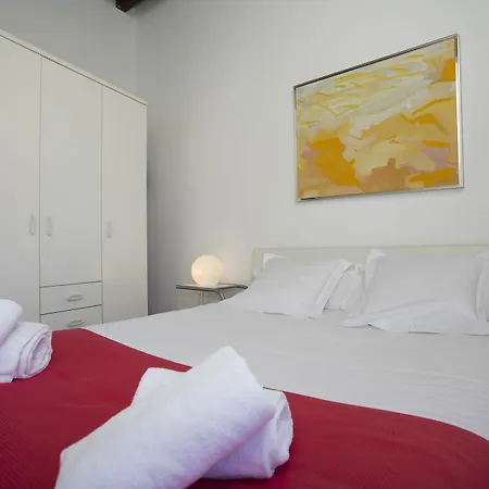 Apartment Singularstays Plaza Del Mercado *