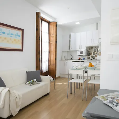 Apartment Singularstays Plaza Del Mercado Valencia
