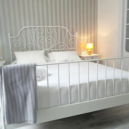 Apartment Pintor Salvador Abril Valencia